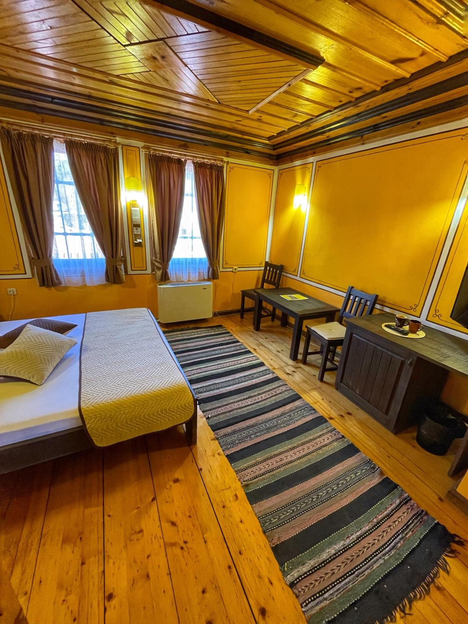 Guest Rooms Colorit Koprivshtitsa Exterior photo