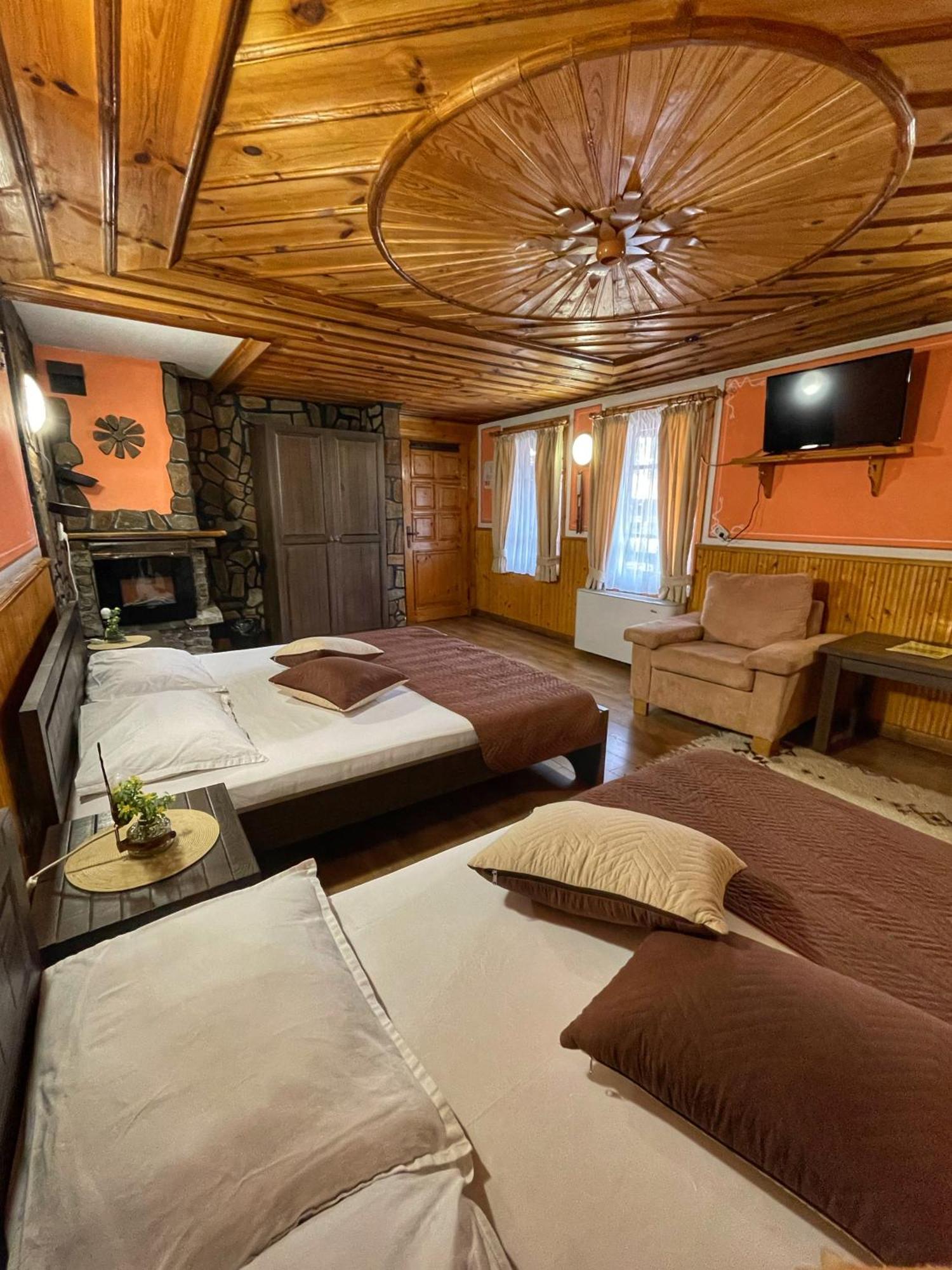 Guest Rooms Colorit Koprivshtitsa Exterior photo