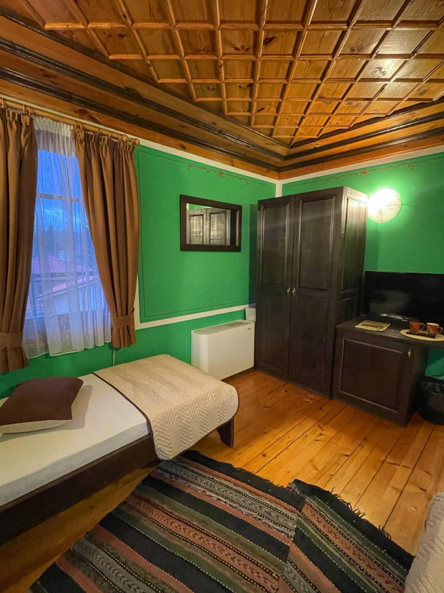Guest Rooms Colorit Koprivshtitsa Exterior photo