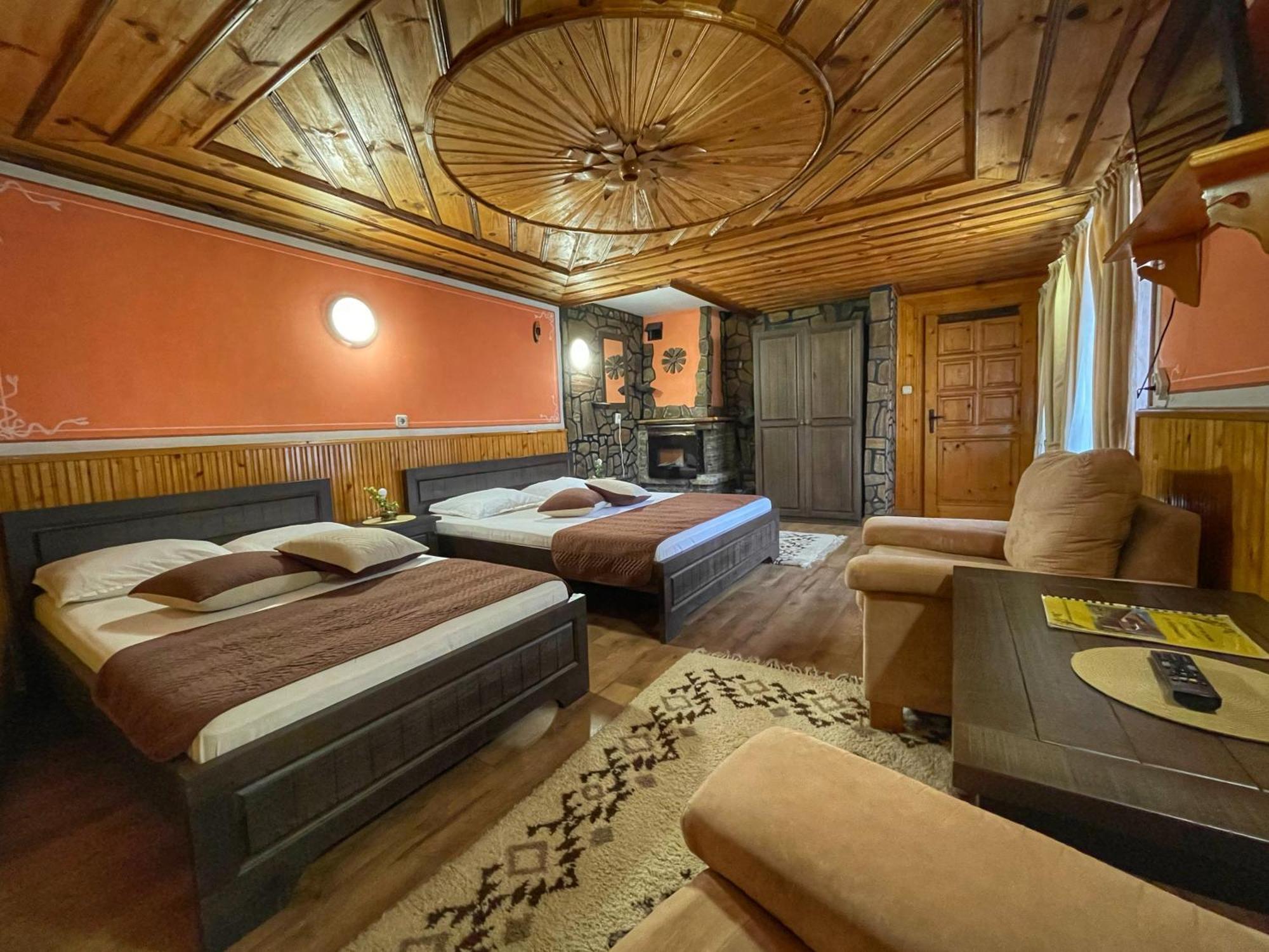 Guest Rooms Colorit Koprivshtitsa Exterior photo