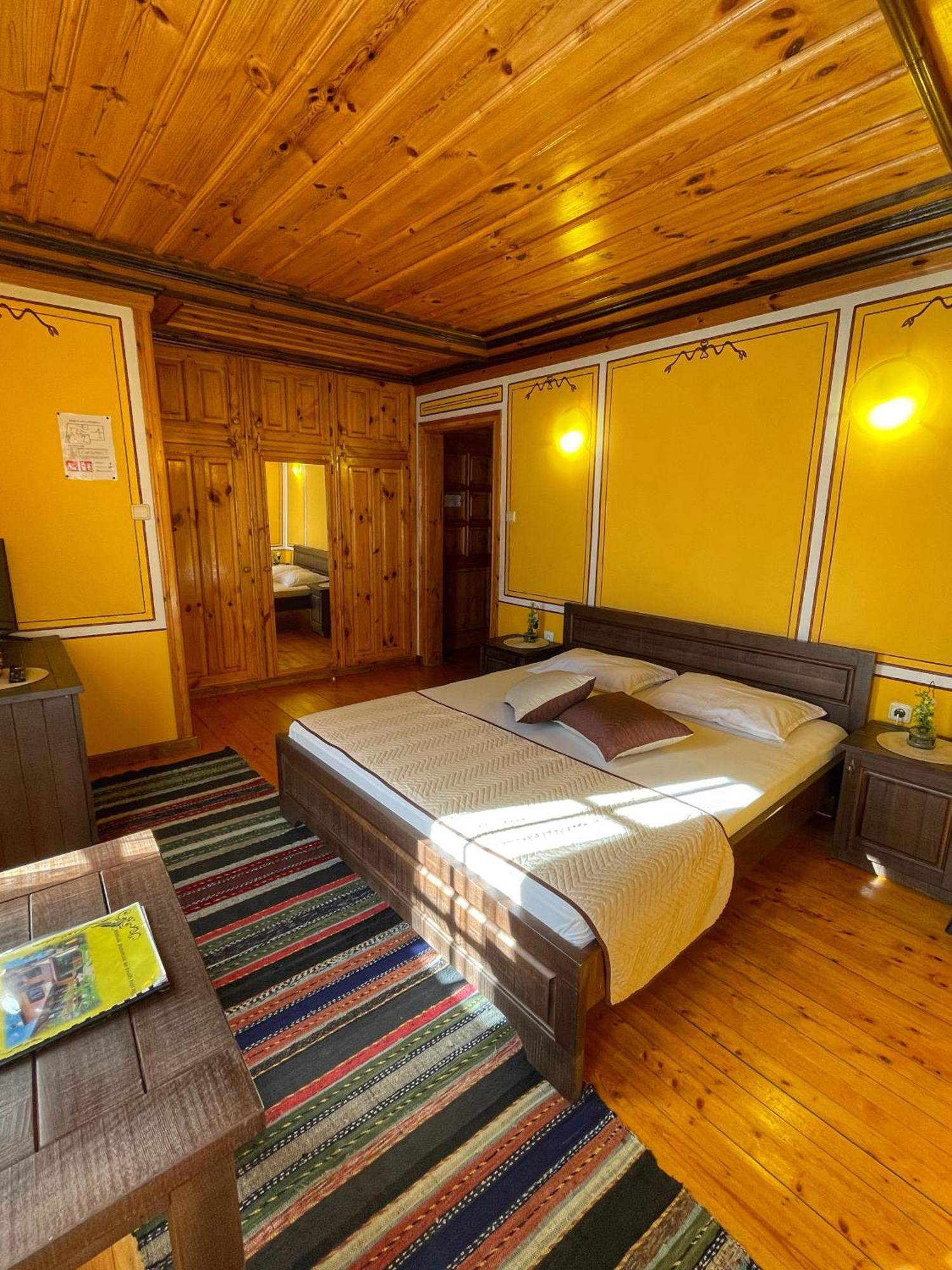 Guest Rooms Colorit Koprivshtitsa Exterior photo