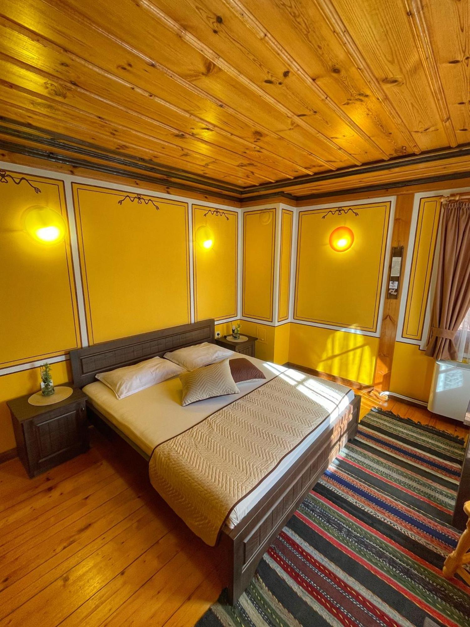 Guest Rooms Colorit Koprivshtitsa Exterior photo