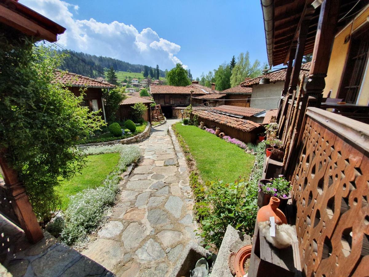 Guest Rooms Colorit Koprivshtitsa Exterior photo